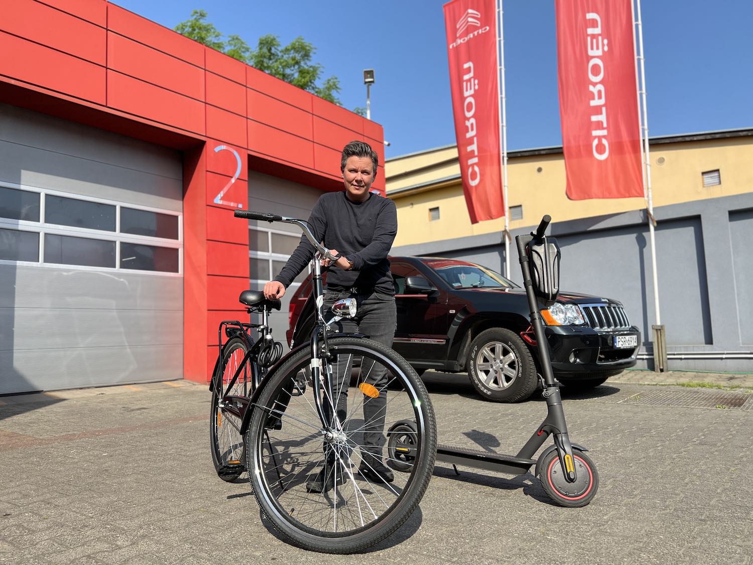 Od niedawna w serwisie ASO Citroen Musielak na czas serwisu swojego auta można skorzystać z roweru, lub hulajnogi elektrycznej