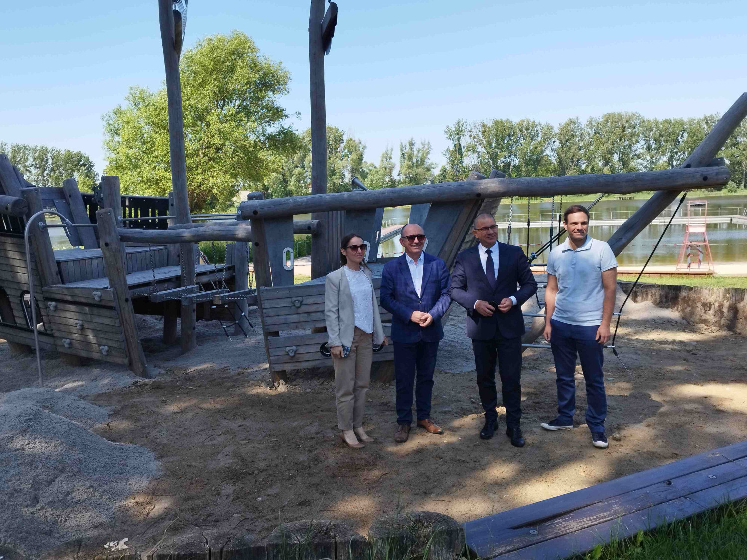 W piątek nastąpiło oficjalne otwarcie 
